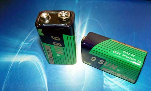<b>碳性電池和堿性電池怎麽區分？</b>