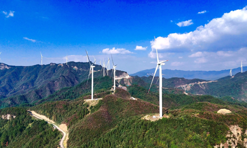 戶外無人值守場景下自管理風力專用ups